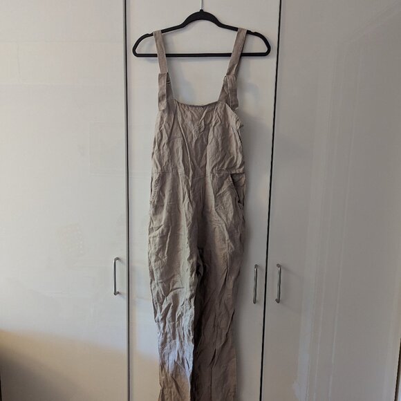 Linen jumpsuit - Picture 1 of 2